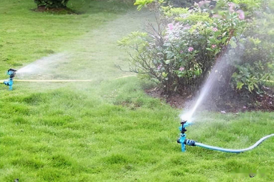 北京春季园林绿化养护之浇返青水